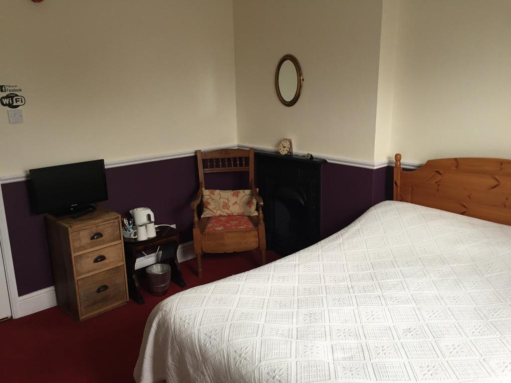 The Ship Inn Fordingbridge Ngoại thất bức ảnh