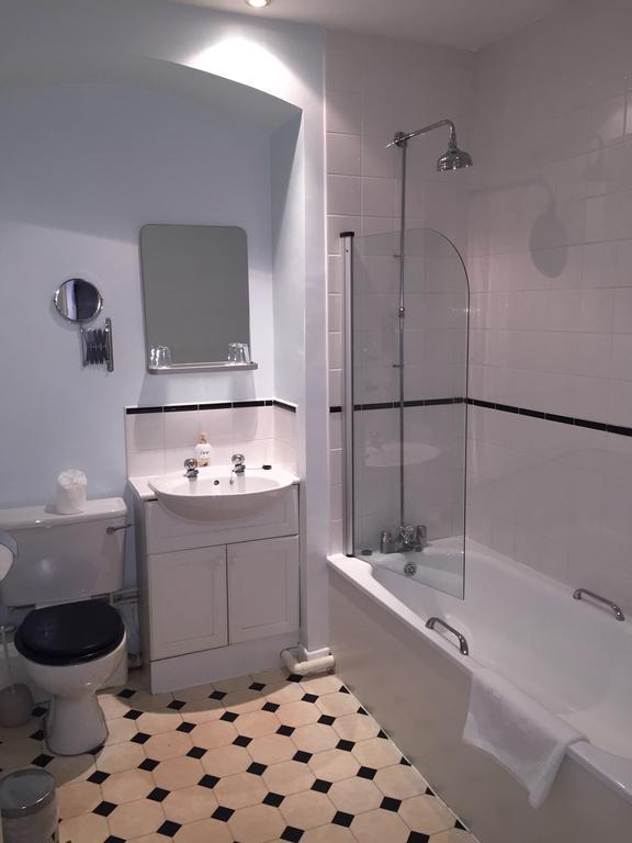 The Ship Inn Fordingbridge Phòng bức ảnh