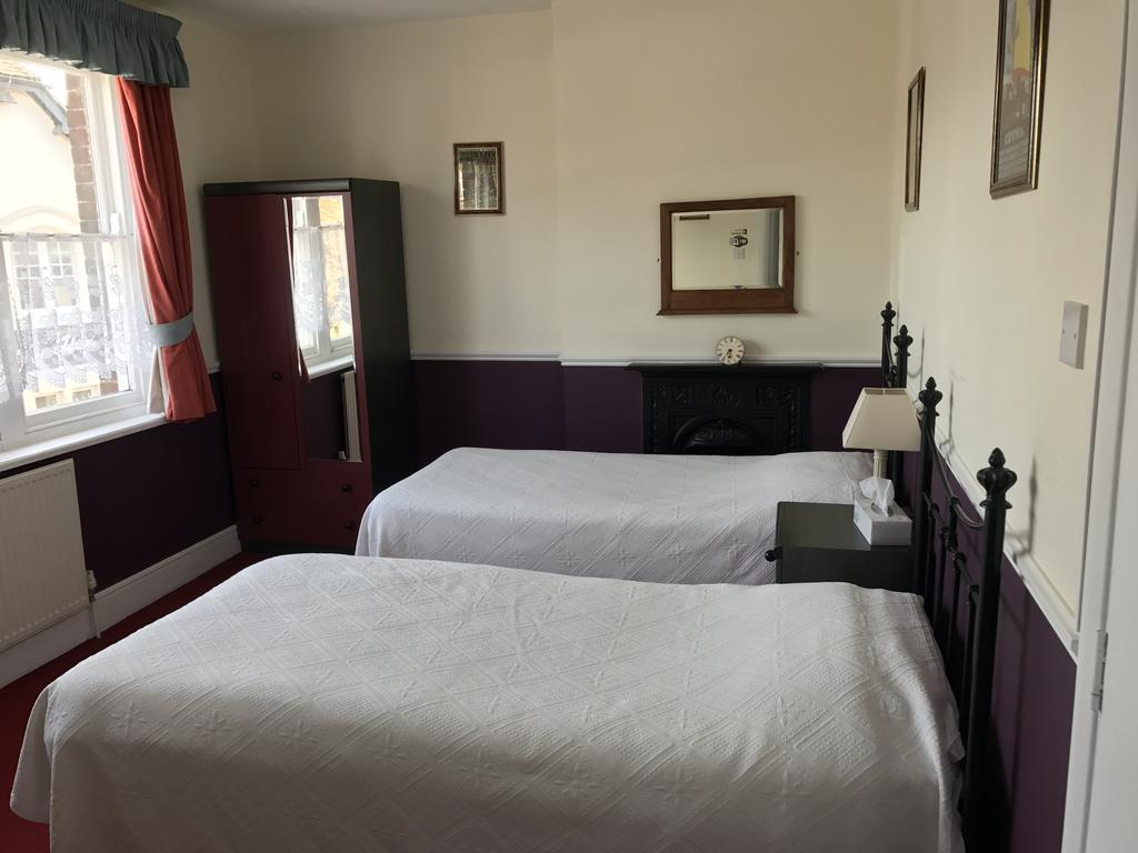 The Ship Inn Fordingbridge Ngoại thất bức ảnh
